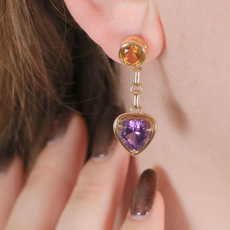 Earrings with 5.16 carats...