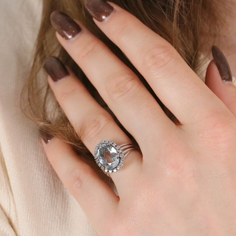 2.77-carat aquamarine ring...