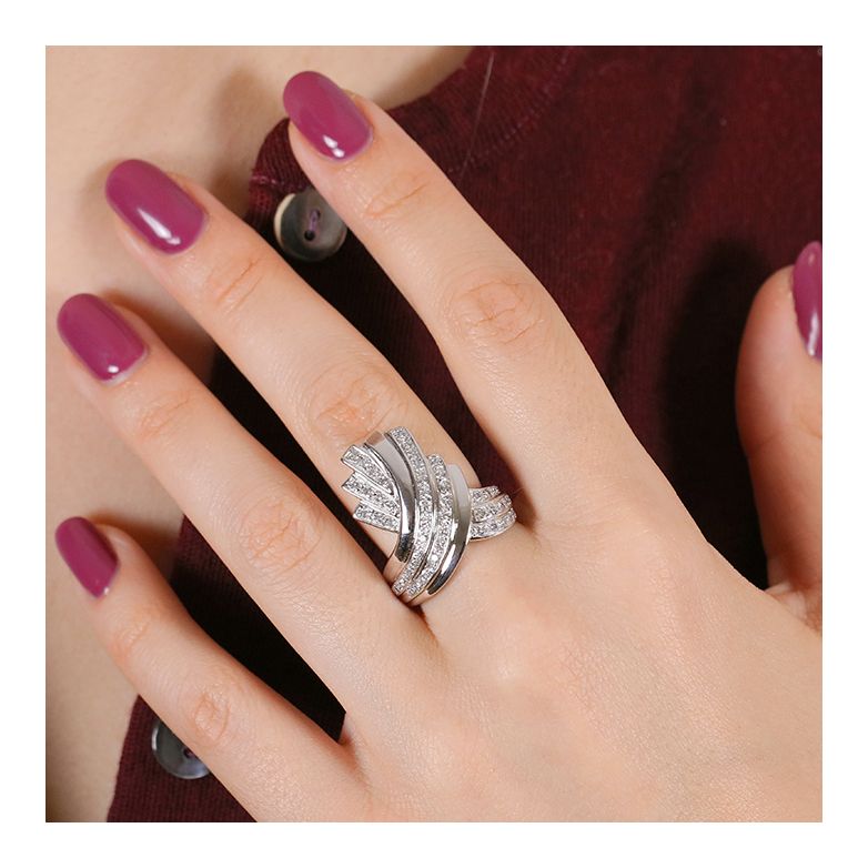 0.79-carat diamond ring,...