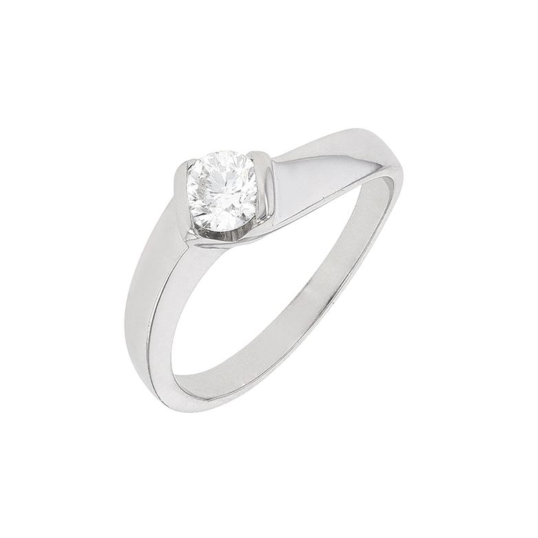 0.38-carat diamond ring in...