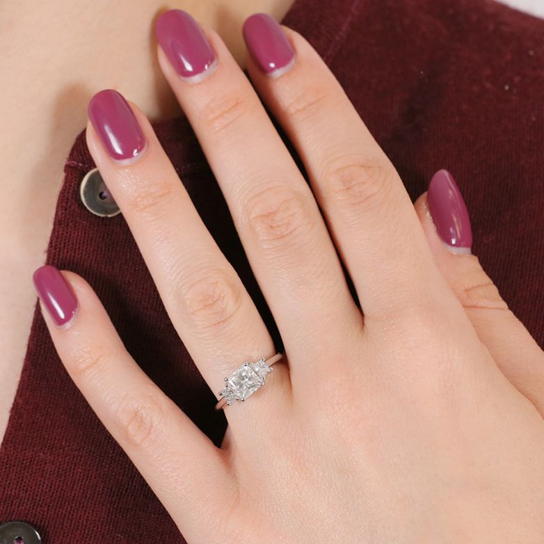 1.31-carat diamond ring in...