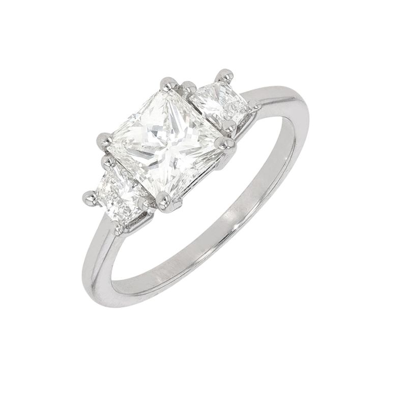 1.31-carat diamond ring in...
