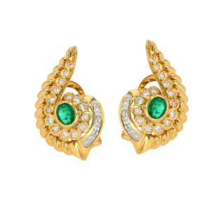 Vintage clip-on earrings...