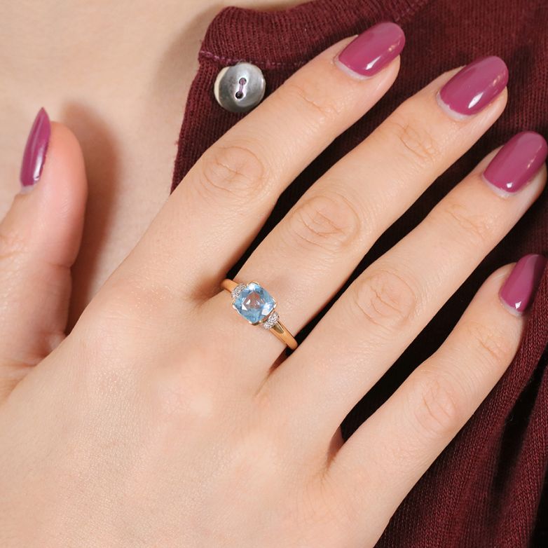 1.61-carat topaz ring with...