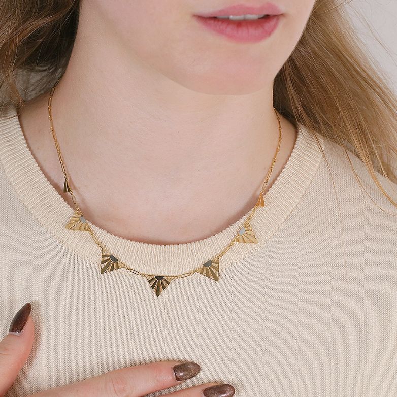 Antique necklace yellow...