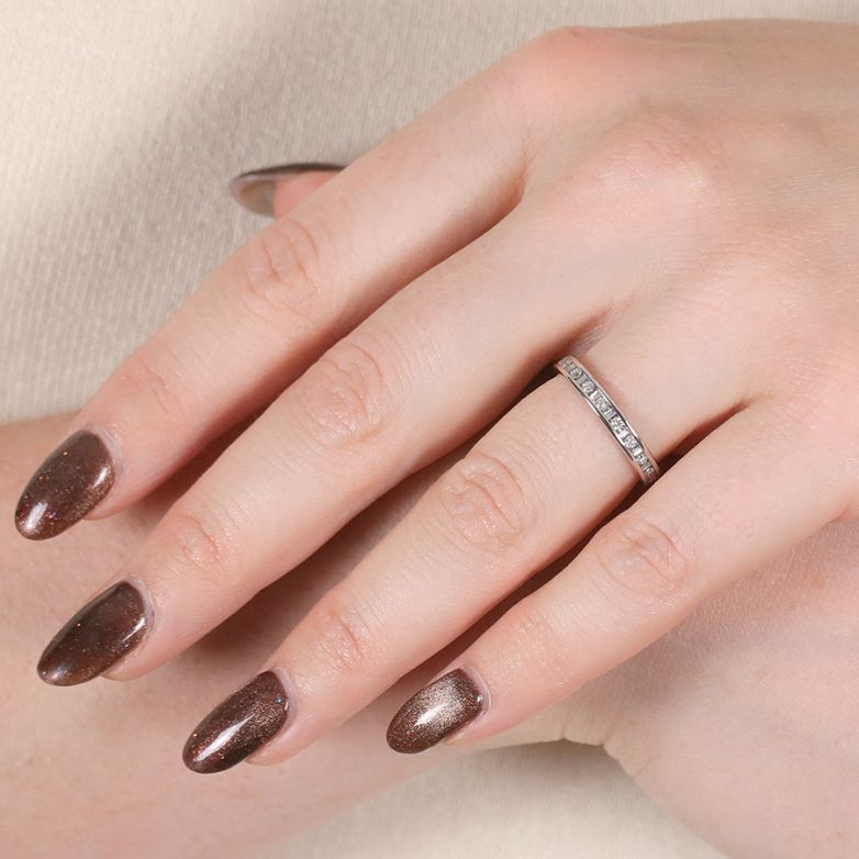 0.45-carat full-round...