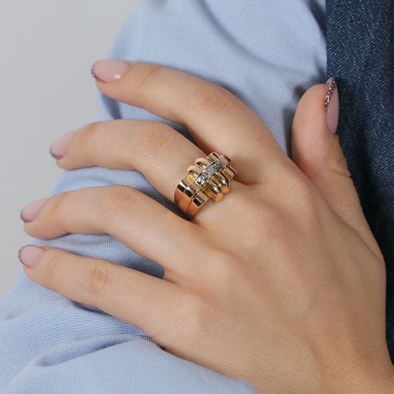 Vintage diamond ring, 0.045...